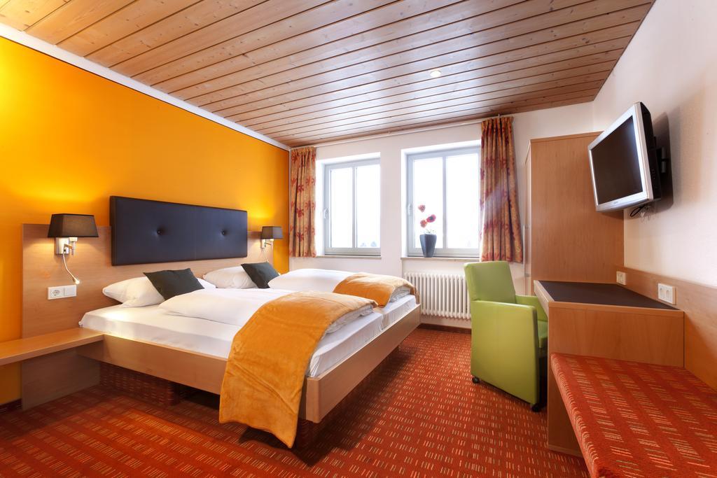 Hotel Waldhorn Kempten Room photo